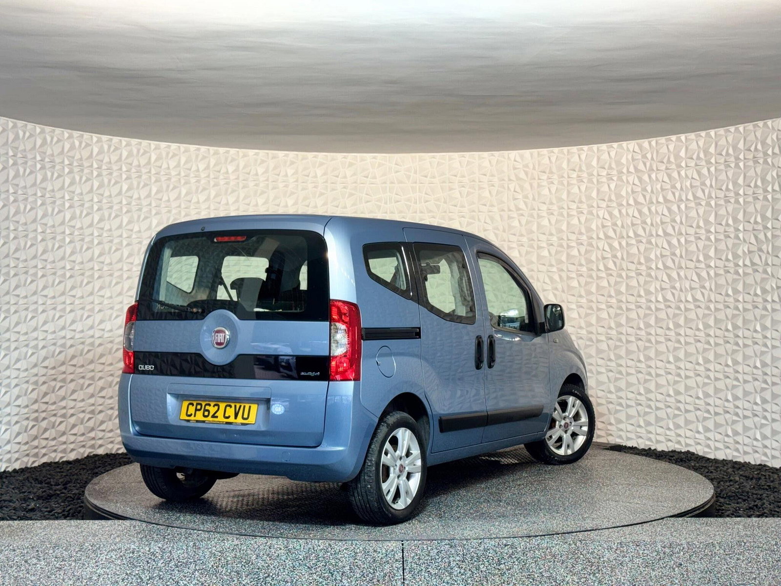 Fiat Qubo 1.3 MultiJet My Life Dualogic Euro 5 (s/s) 5dr 5dr Automatic 2012