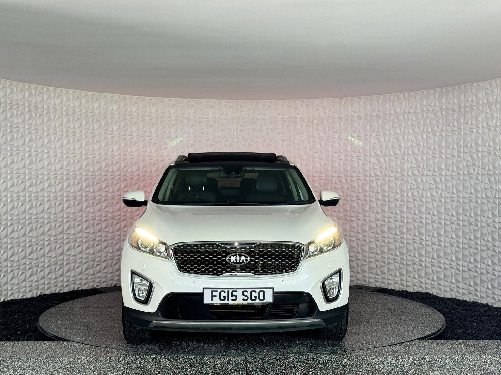 Kia Sorento 2.2 CRDi KX-4 Auto AWD Euro 6 5dr 5dr Automatic 2015