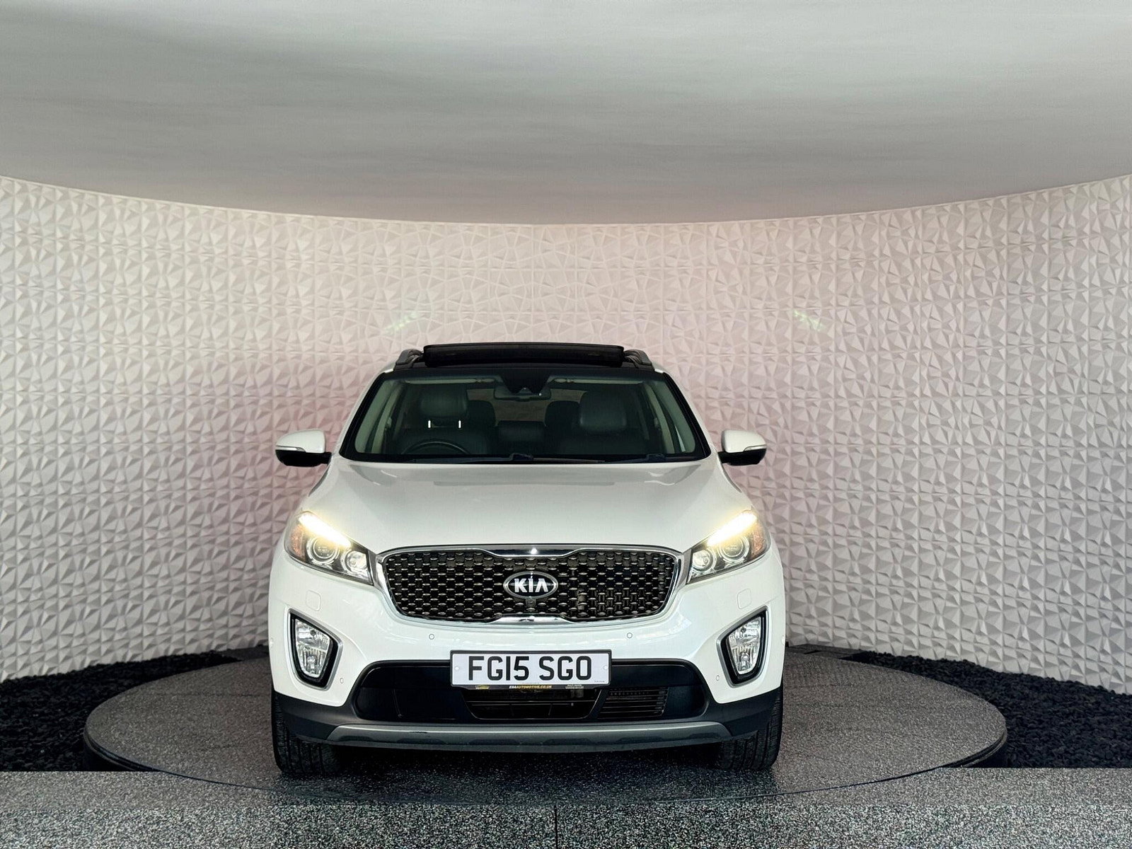 Kia Sorento 2.2 CRDi KX-4 Auto AWD Euro 6 5dr 5dr Automatic 2015