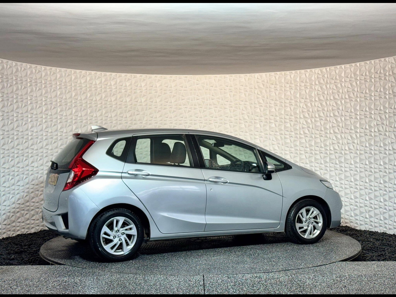 Honda Jazz 1.3 i-VTEC SE CVT Euro 6 (s/s) 5dr 5dr Automatic 2016