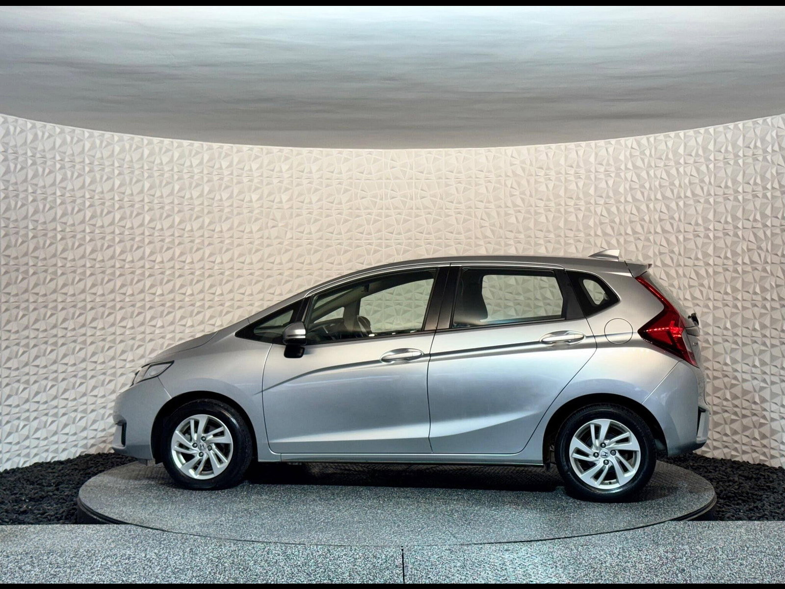 Honda Jazz 1.3 i-VTEC SE CVT Euro 6 (s/s) 5dr 5dr Automatic 2016
