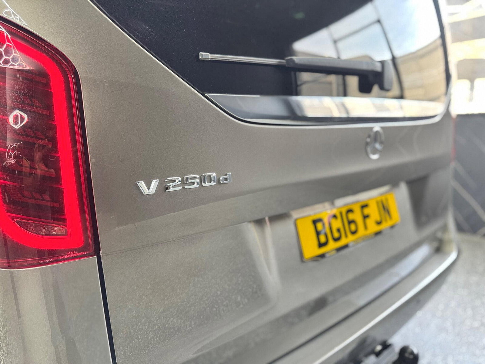 Mercedes-Benz V Class 2.2 V250d BlueTEC Sport G-Tronic+ Euro 6 (s/s) 5dr 7 Seat 5dr Automatic 2016
