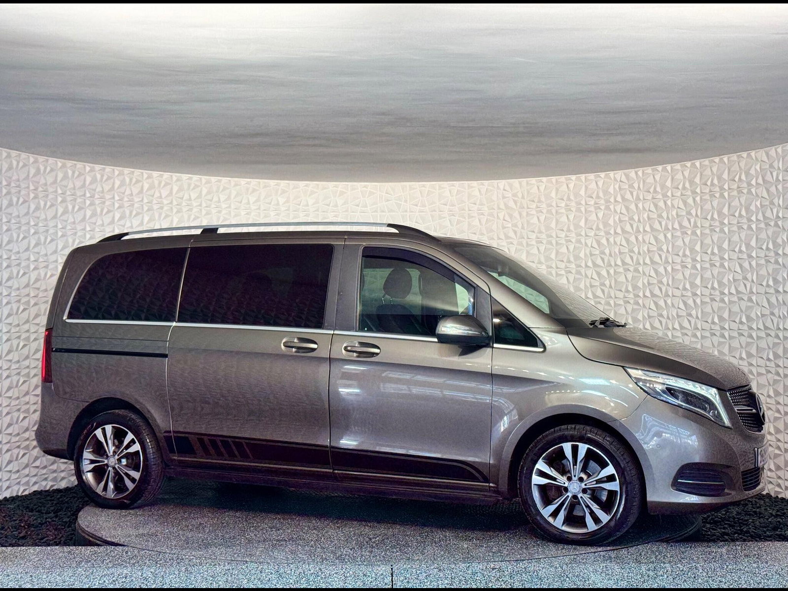 Mercedes-Benz V Class 2.2 V250d BlueTEC Sport G-Tronic+ Euro 6 (s/s) 5dr 7 Seat 5dr Automatic 2016