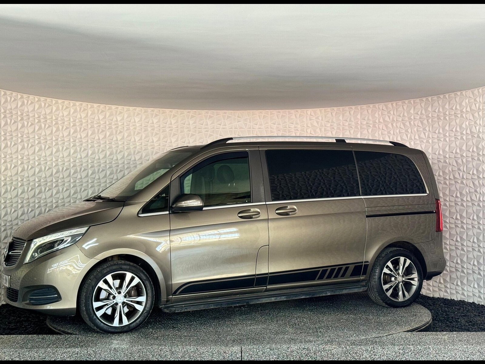 Mercedes-Benz V Class 2.2 V250d BlueTEC Sport G-Tronic+ Euro 6 (s/s) 5dr 7 Seat 5dr Automatic 2016