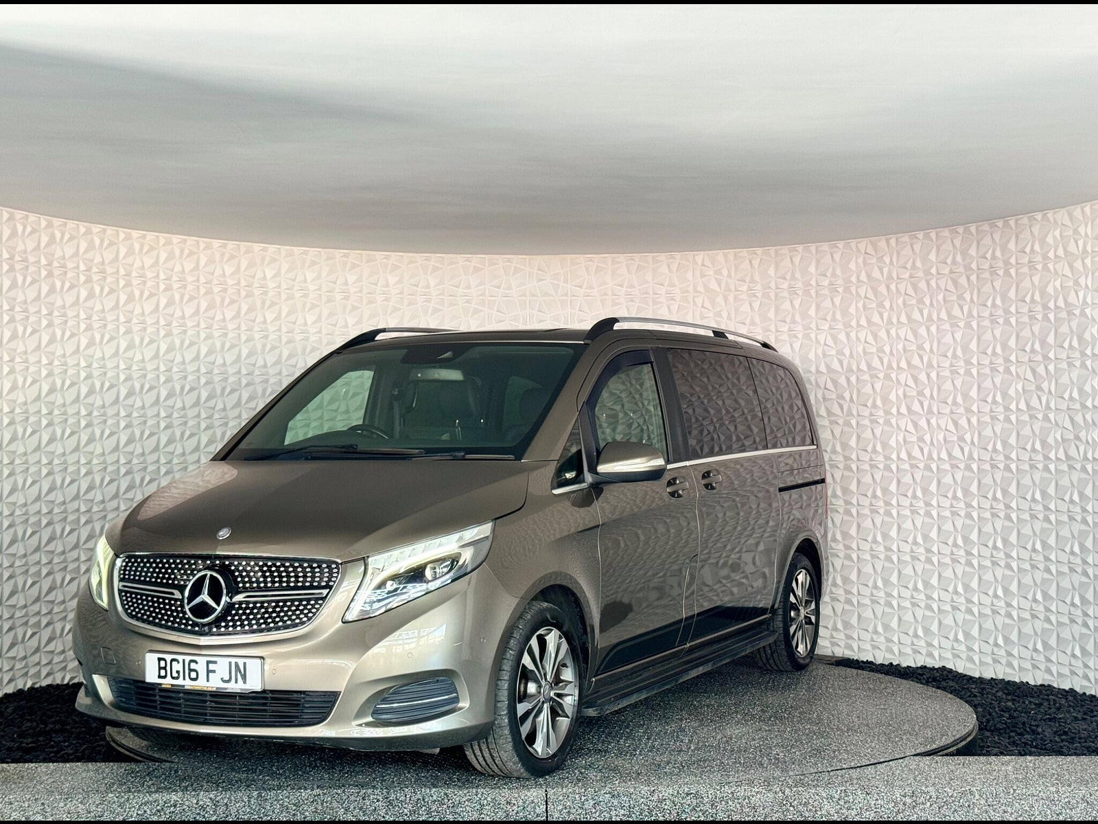 Mercedes-Benz V Class 2.2 V250d BlueTEC Sport G-Tronic+ Euro 6 (s/s) 5dr 7 Seat 5dr Automatic 2016