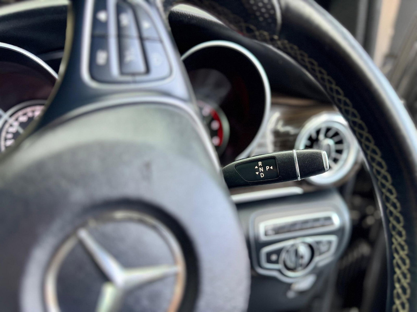 Mercedes-Benz V Class 2.2 V250d BlueTEC Sport G-Tronic+ Euro 6 (s/s) 5dr 7 Seat 5dr Automatic 2016