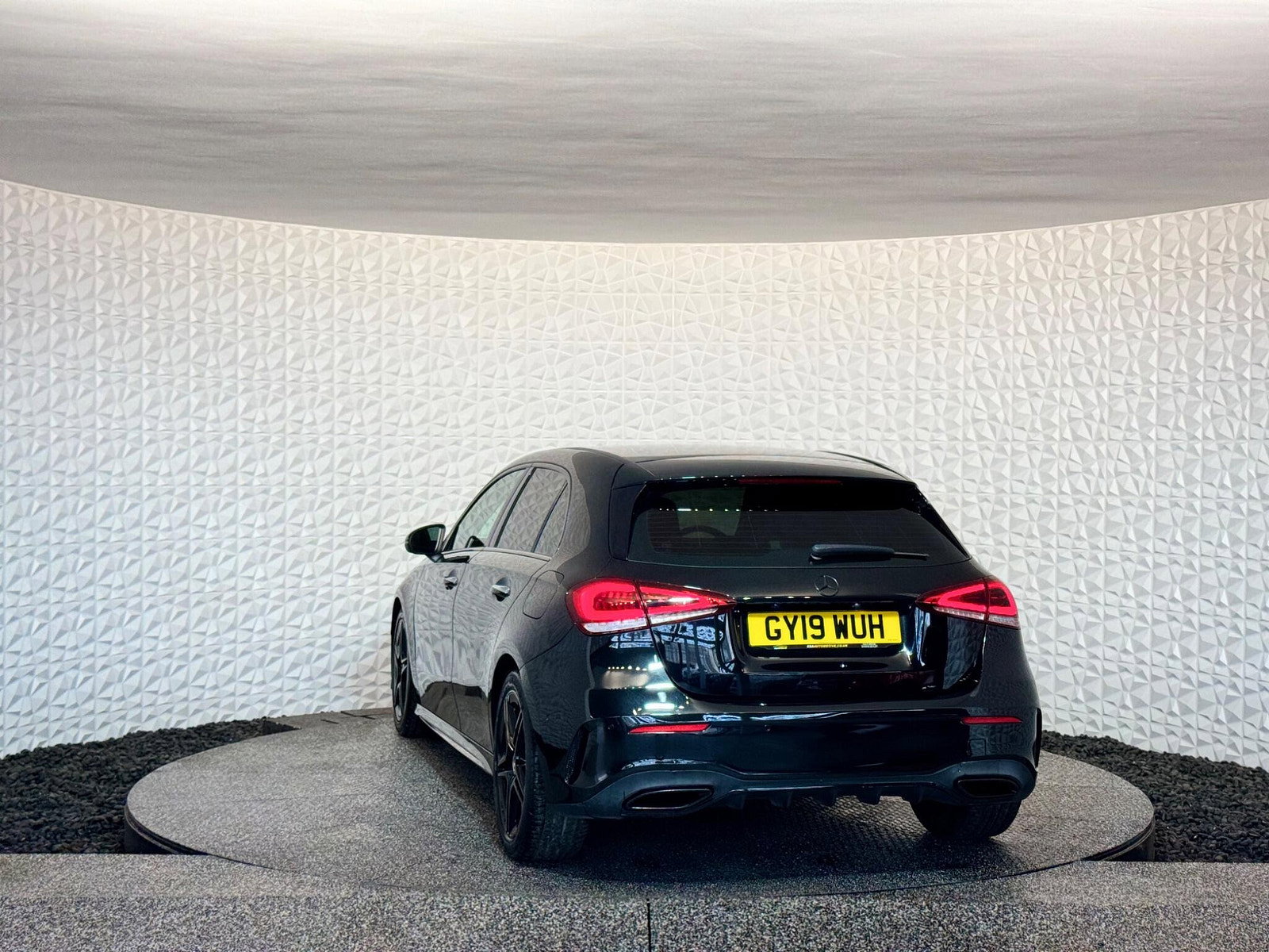 Mercedes-Benz A Class 1.3 A180 AMG Line (Premium) 7G-DCT Euro 6 (s/s) 5dr 5dr Automatic 2019