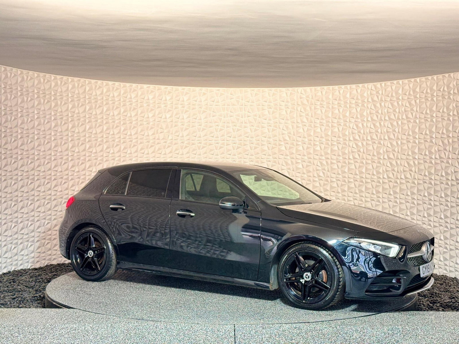 Mercedes-Benz A Class 1.3 A180 AMG Line (Premium) 7G-DCT Euro 6 (s/s) 5dr 5dr Automatic 2019