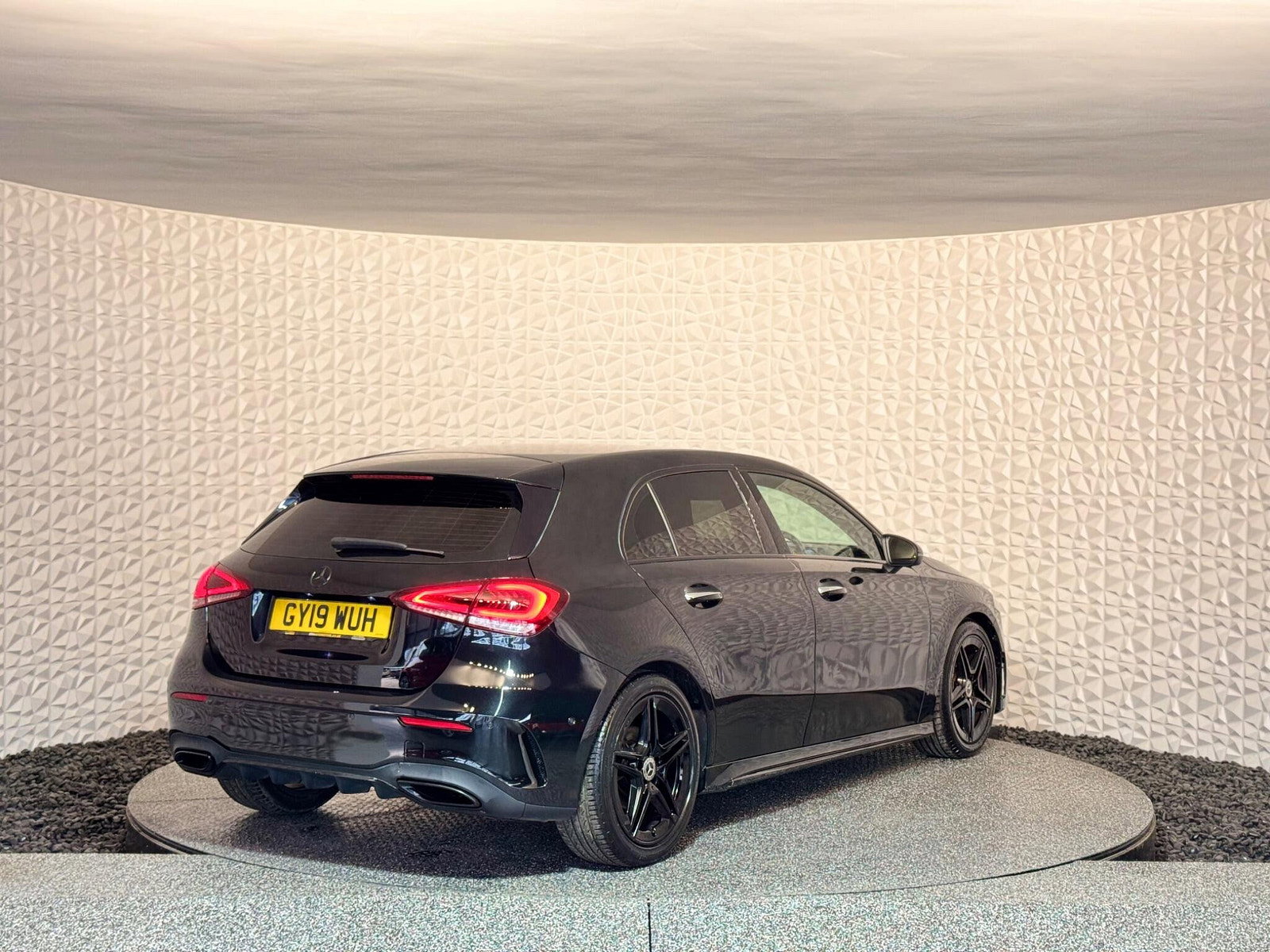 Mercedes-Benz A Class 1.3 A180 AMG Line (Premium) 7G-DCT Euro 6 (s/s) 5dr 5dr Automatic 2019