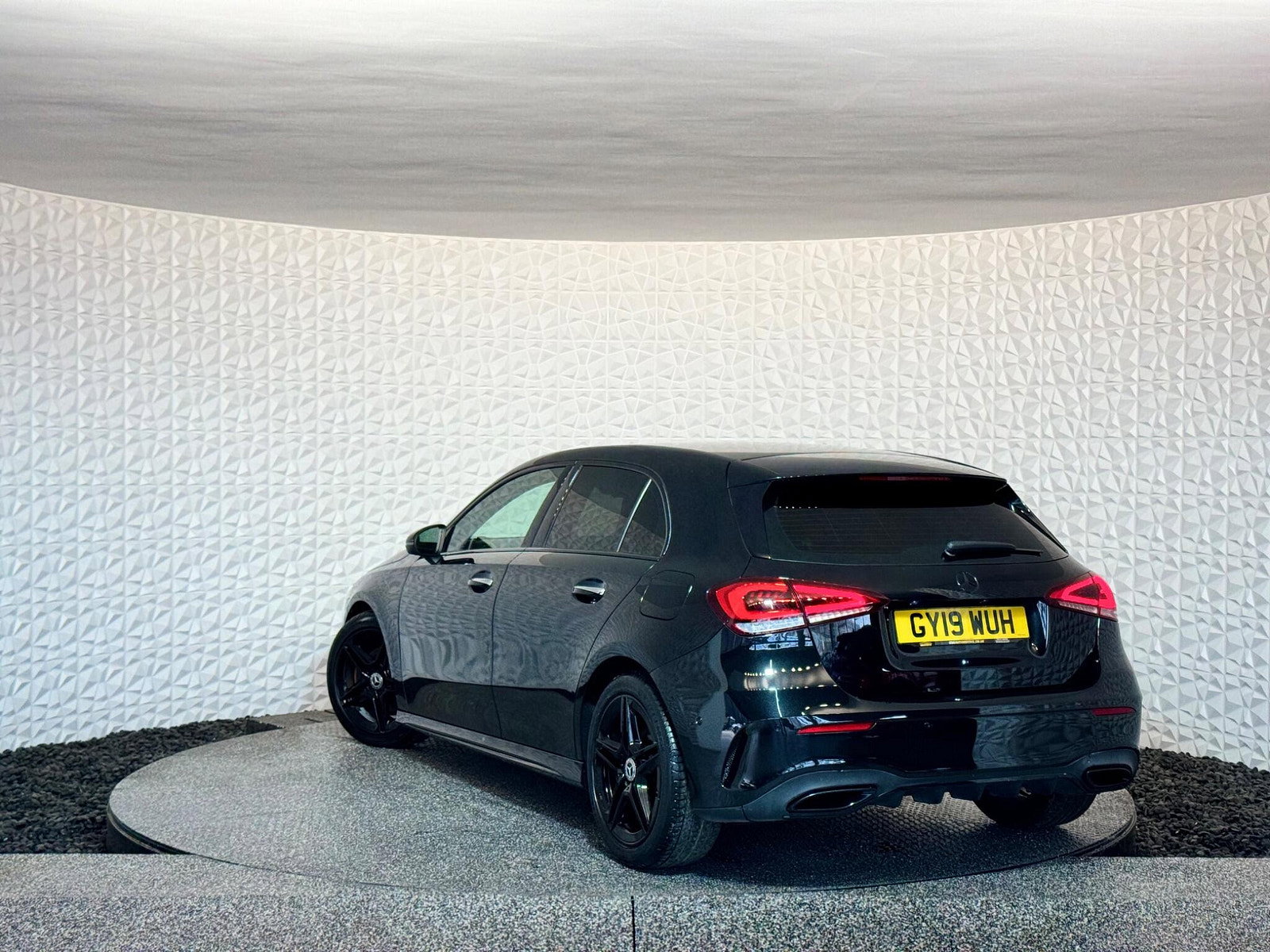 Mercedes-Benz A Class 1.3 A180 AMG Line (Premium) 7G-DCT Euro 6 (s/s) 5dr 5dr Automatic 2019