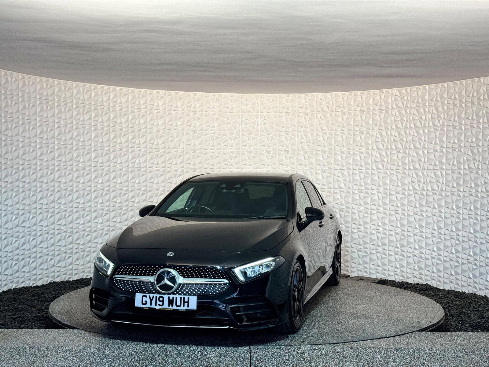Mercedes-Benz A Class 1.3 A180 AMG Line (Premium) 7G-DCT Euro 6 (s/s) 5dr 5dr Automatic 2019