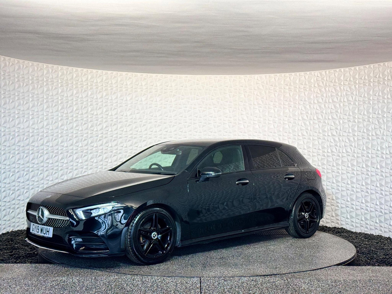 Mercedes-Benz A Class 1.3 A180 AMG Line (Premium) 7G-DCT Euro 6 (s/s) 5dr 5dr Automatic 2019
