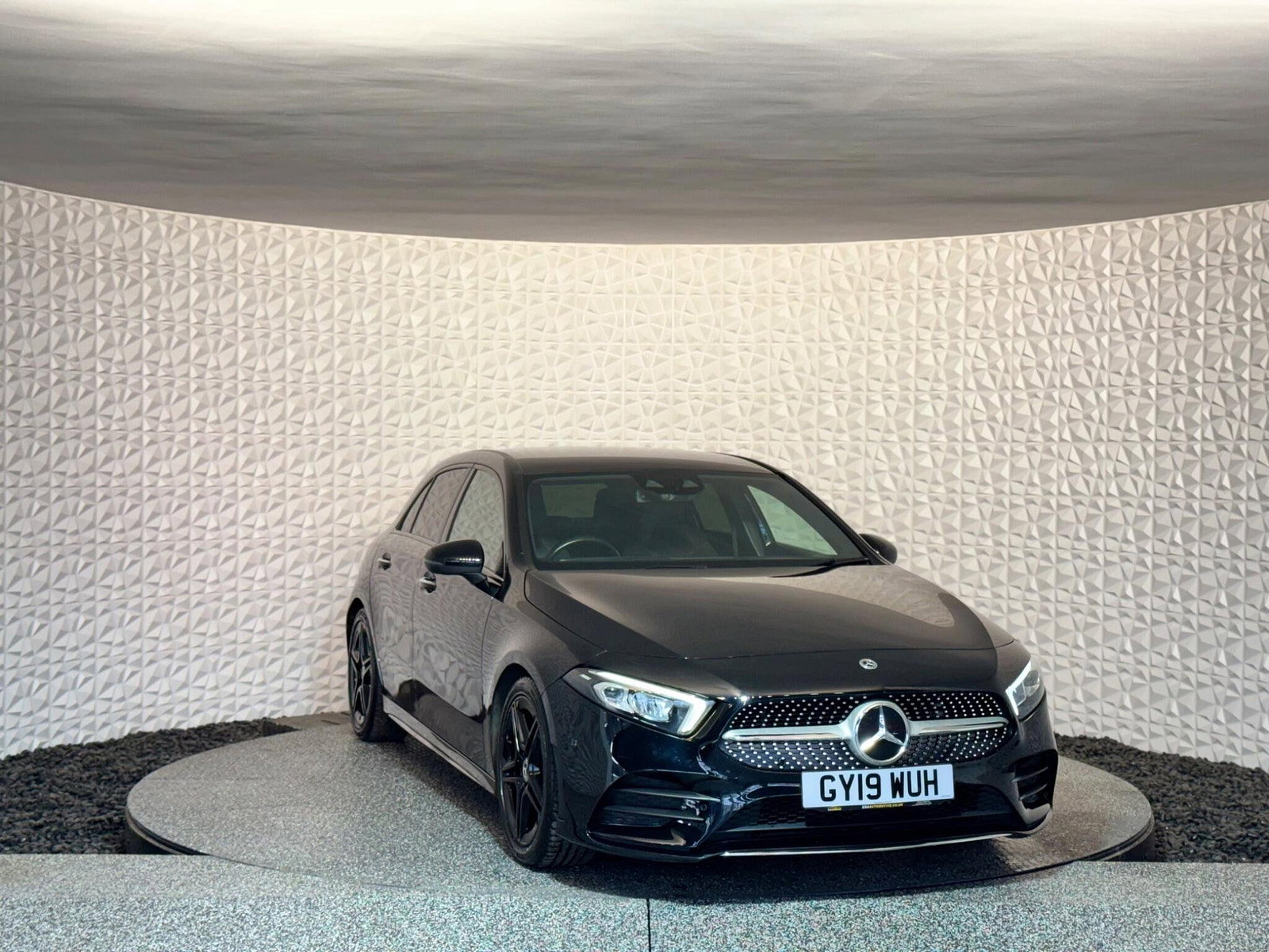 Mercedes-Benz A Class 1.3 A180 AMG Line (Premium) 7G-DCT Euro 6 (s/s) 5dr 5dr Automatic 2019