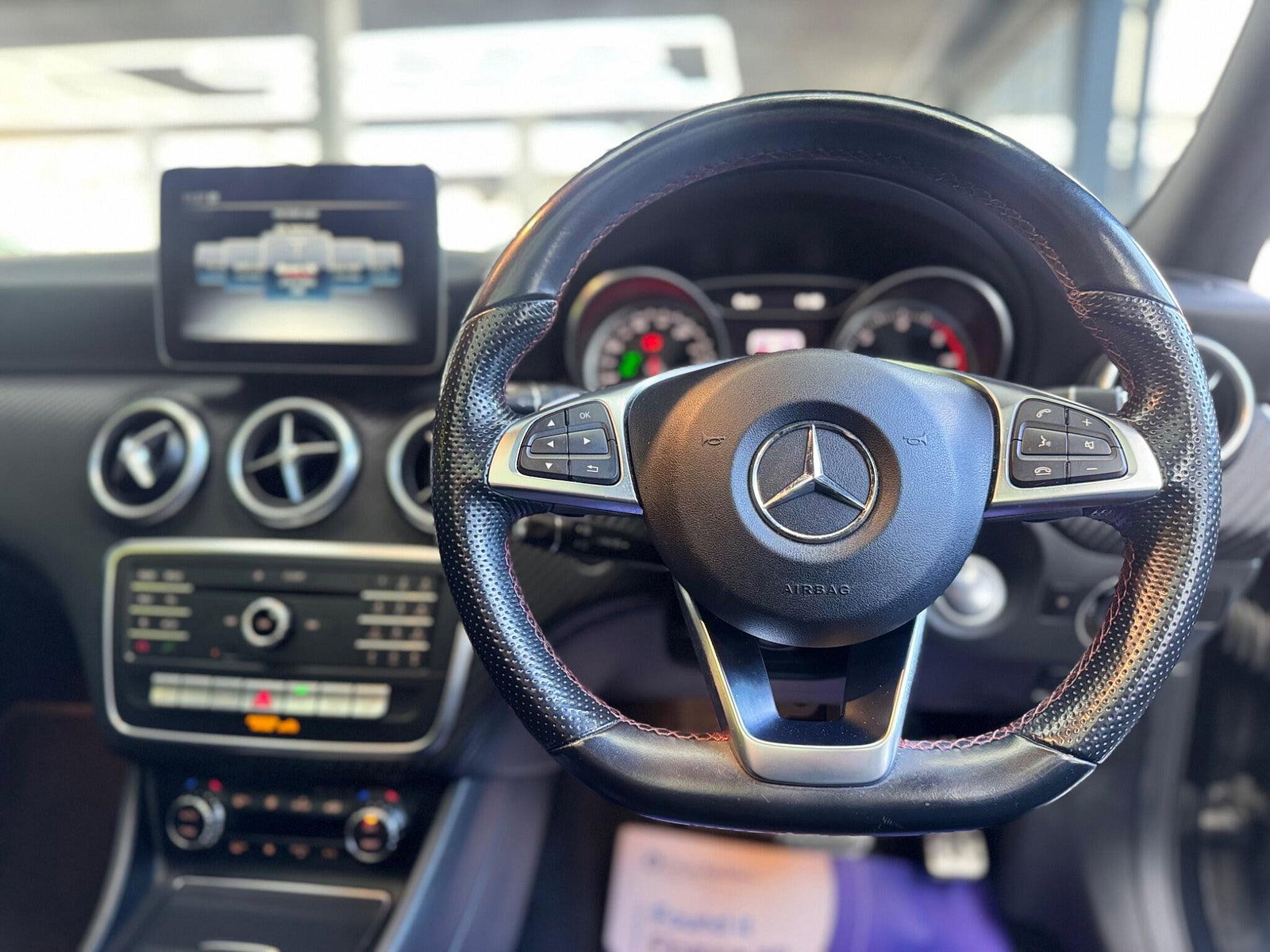 Mercedes-Benz A Class 2.1 A200d AMG Line (Premium Plus) 7G-DCT Euro 6 (s/s) 5dr 5dr Automatic 2017