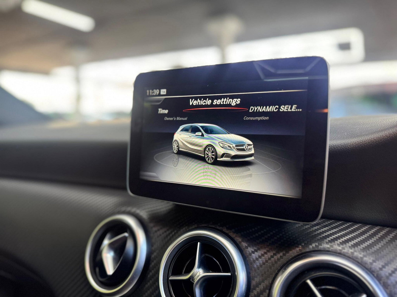 Mercedes-Benz A Class 2.1 A200d AMG Line (Premium Plus) 7G-DCT Euro 6 (s/s) 5dr 5dr Automatic 2017