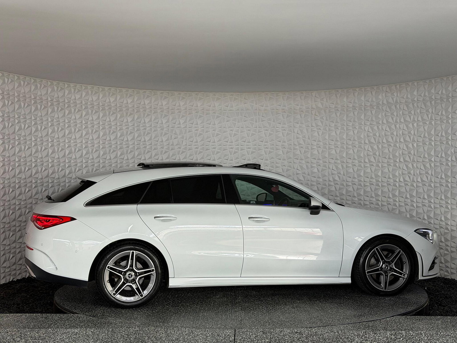 Mercedes-Benz CLA 2.0 CLA220d AMG Line (Premium Plus) Shooting Brake 8G-DCT Euro 6 (s/s) 5dr 5dr Automatic 2021