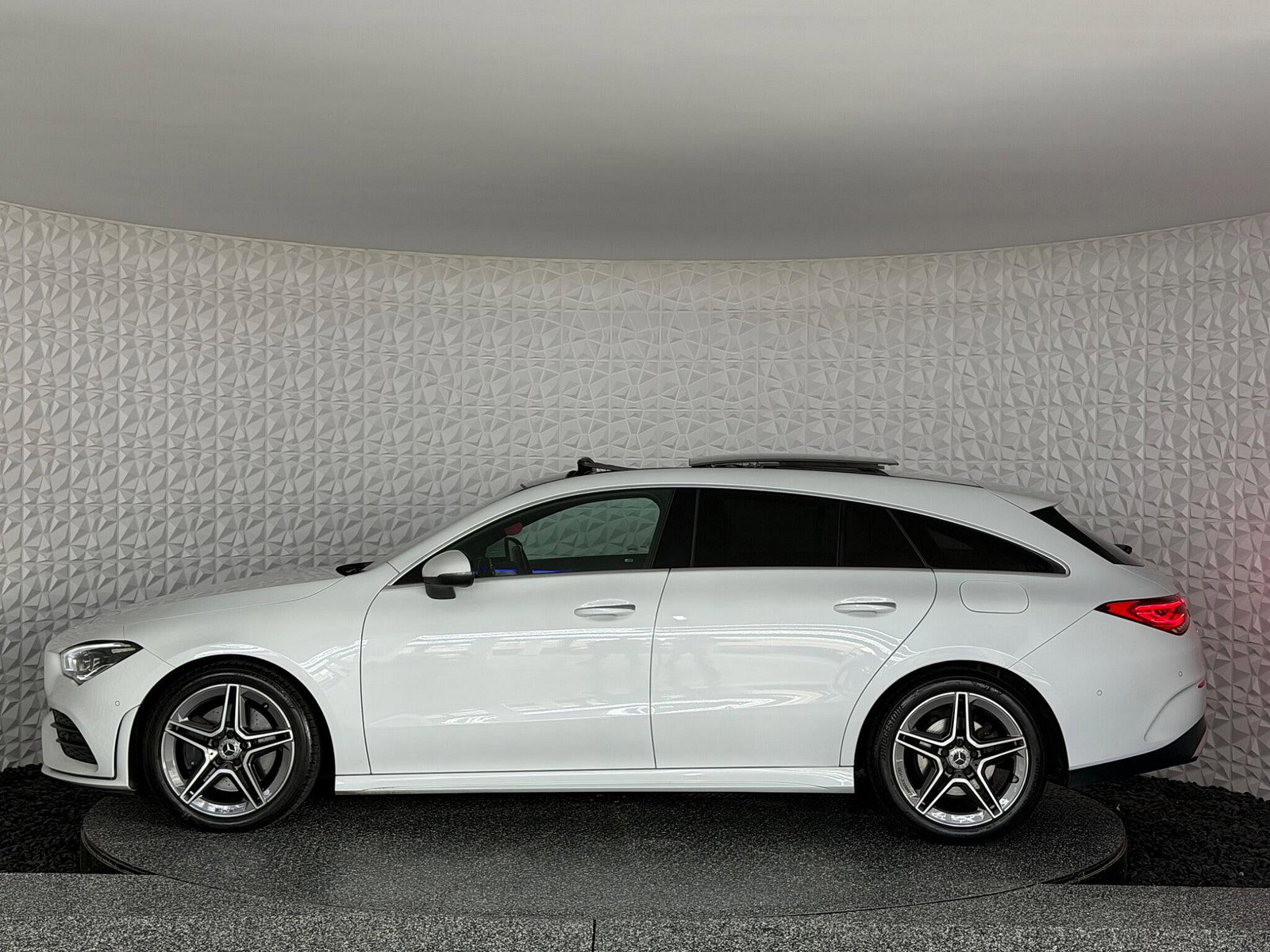 Mercedes-Benz CLA 2.0 CLA220d AMG Line (Premium Plus) Shooting Brake 8G-DCT Euro 6 (s/s) 5dr 5dr Automatic 2021