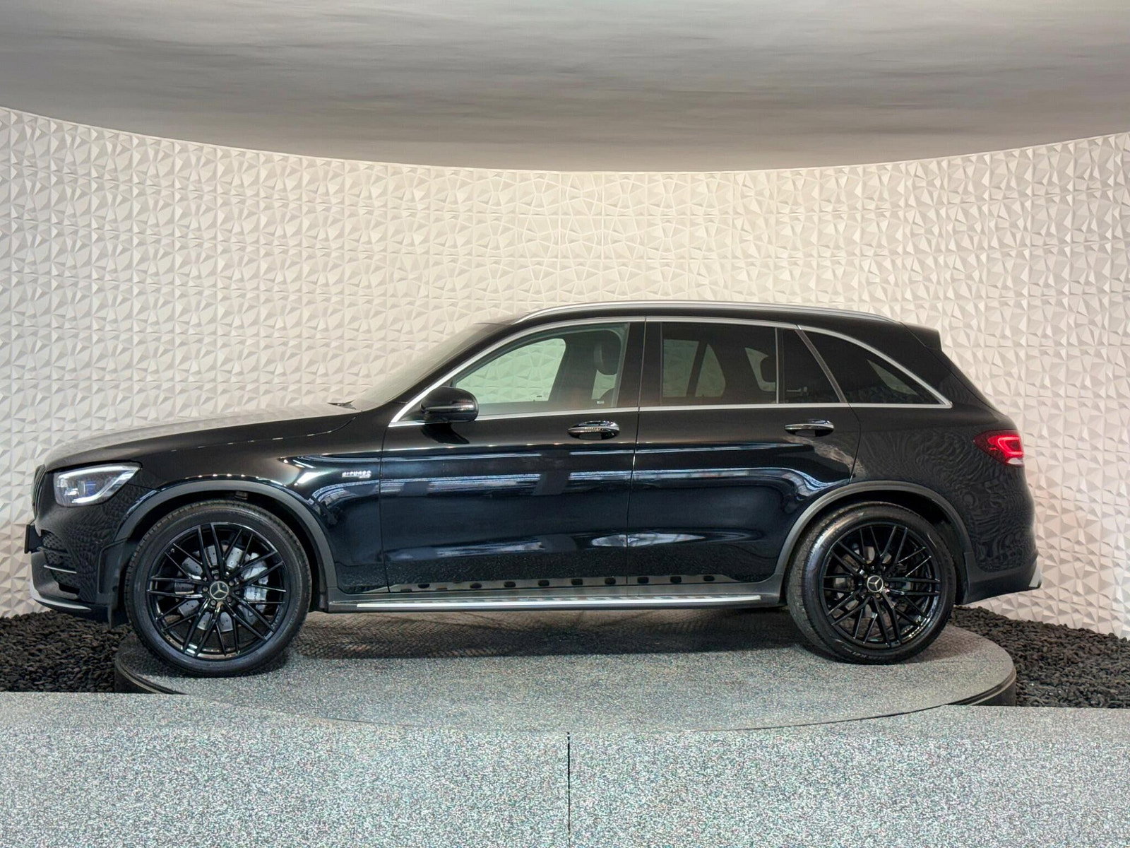 Mercedes-Benz GLC 3.0 GLC43 V6 AMG (Premium Plus) G-Tronic+ 4MATIC Euro 6 (s/s) 5dr 5dr Automatic 2021