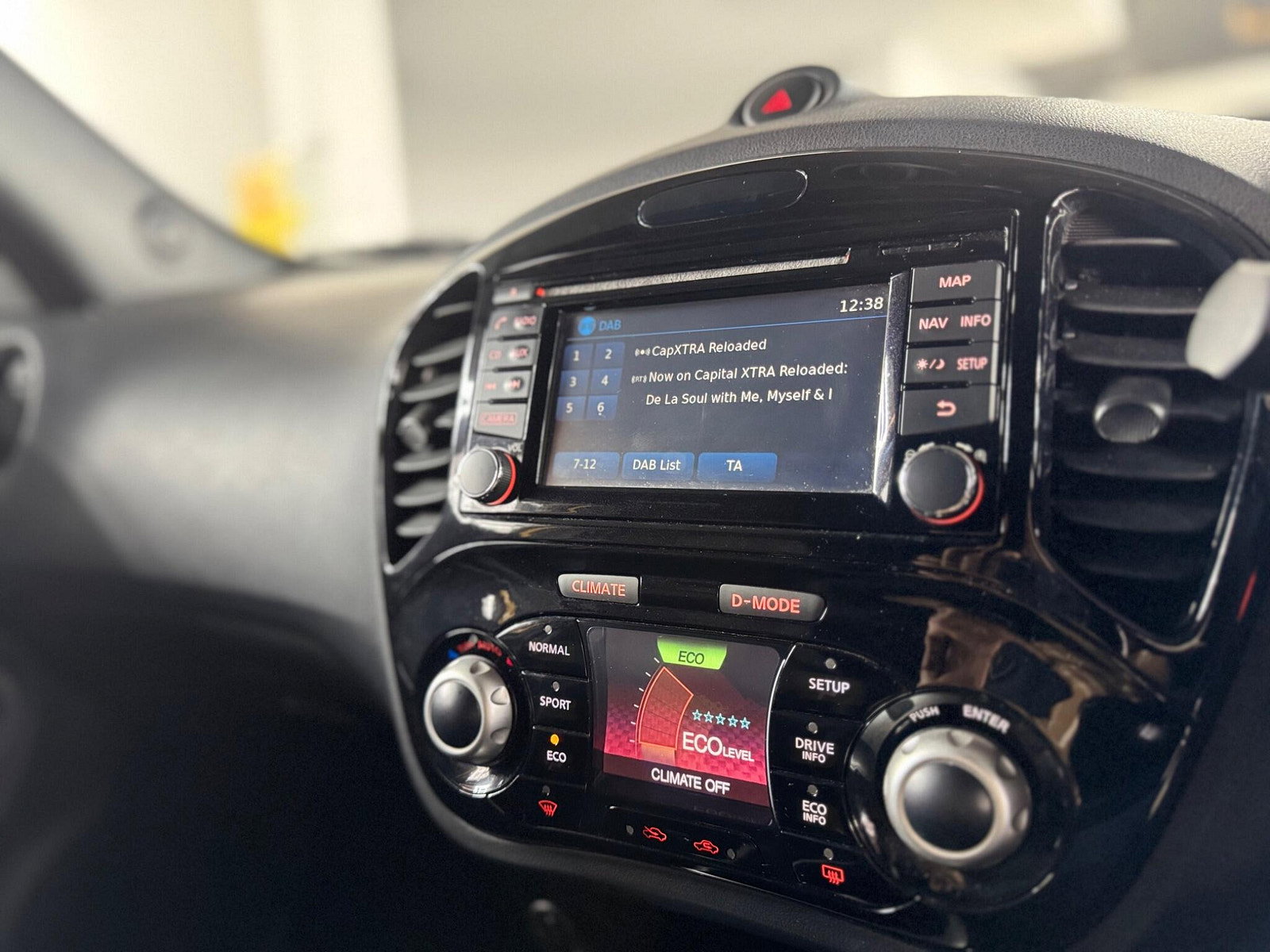 Nissan Juke 1.5 dCi N-Connecta Euro 6 (s/s) 5dr 5dr Manual 2017