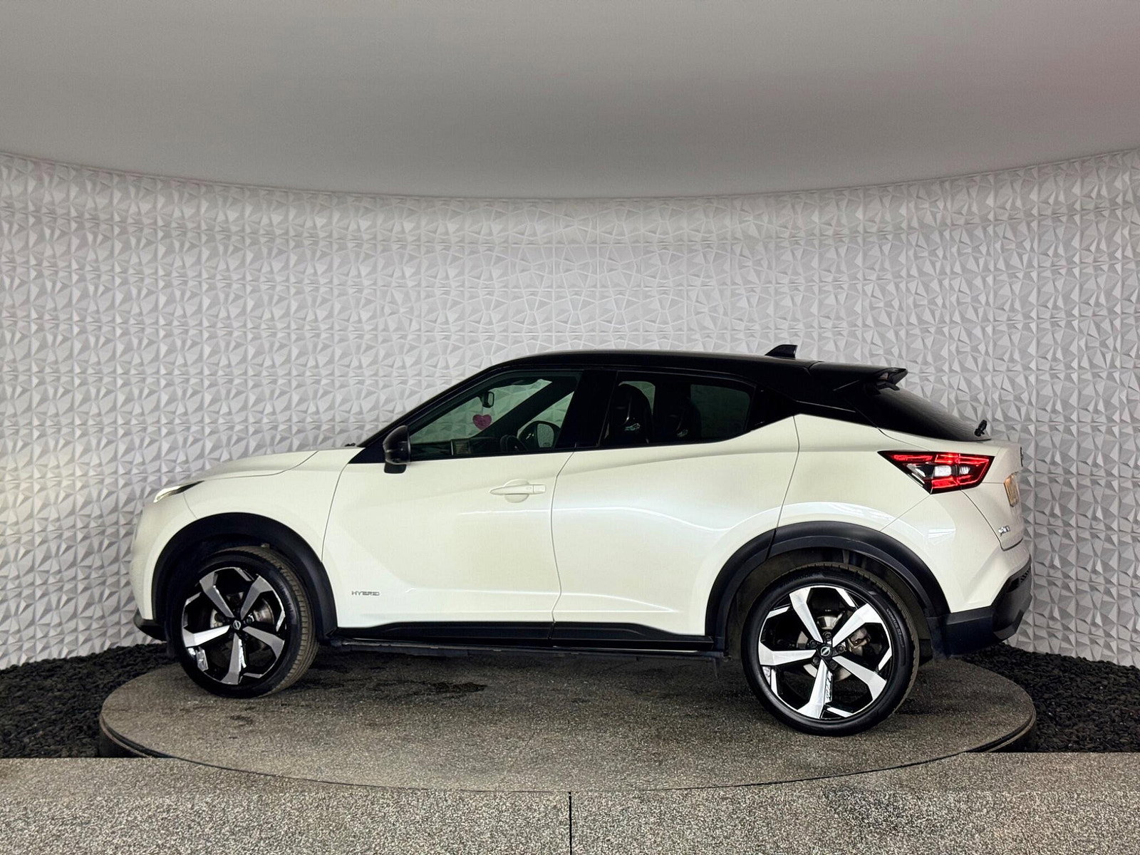 Nissan Juke 1.6 Tekna Auto Euro 6 5dr 5dr Automatic 2023