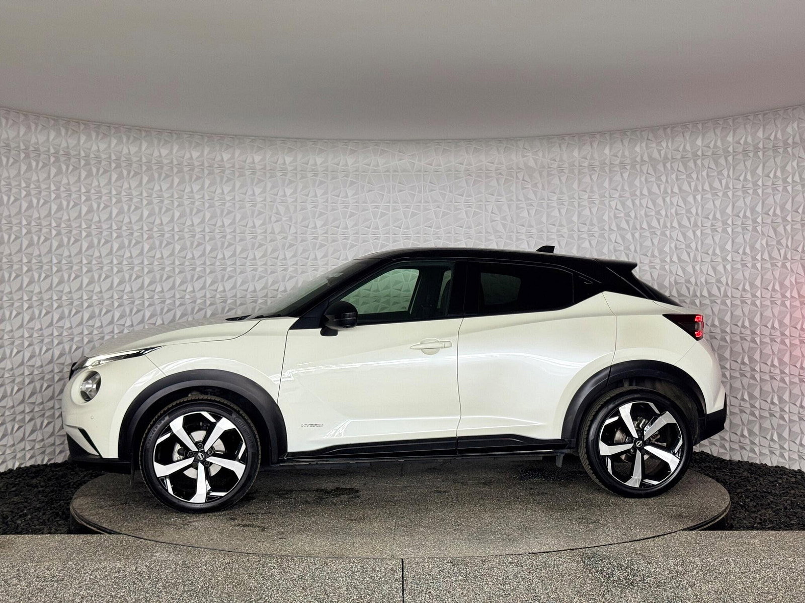 Nissan Juke 1.6 Tekna Auto Euro 6 5dr 5dr Automatic 2023