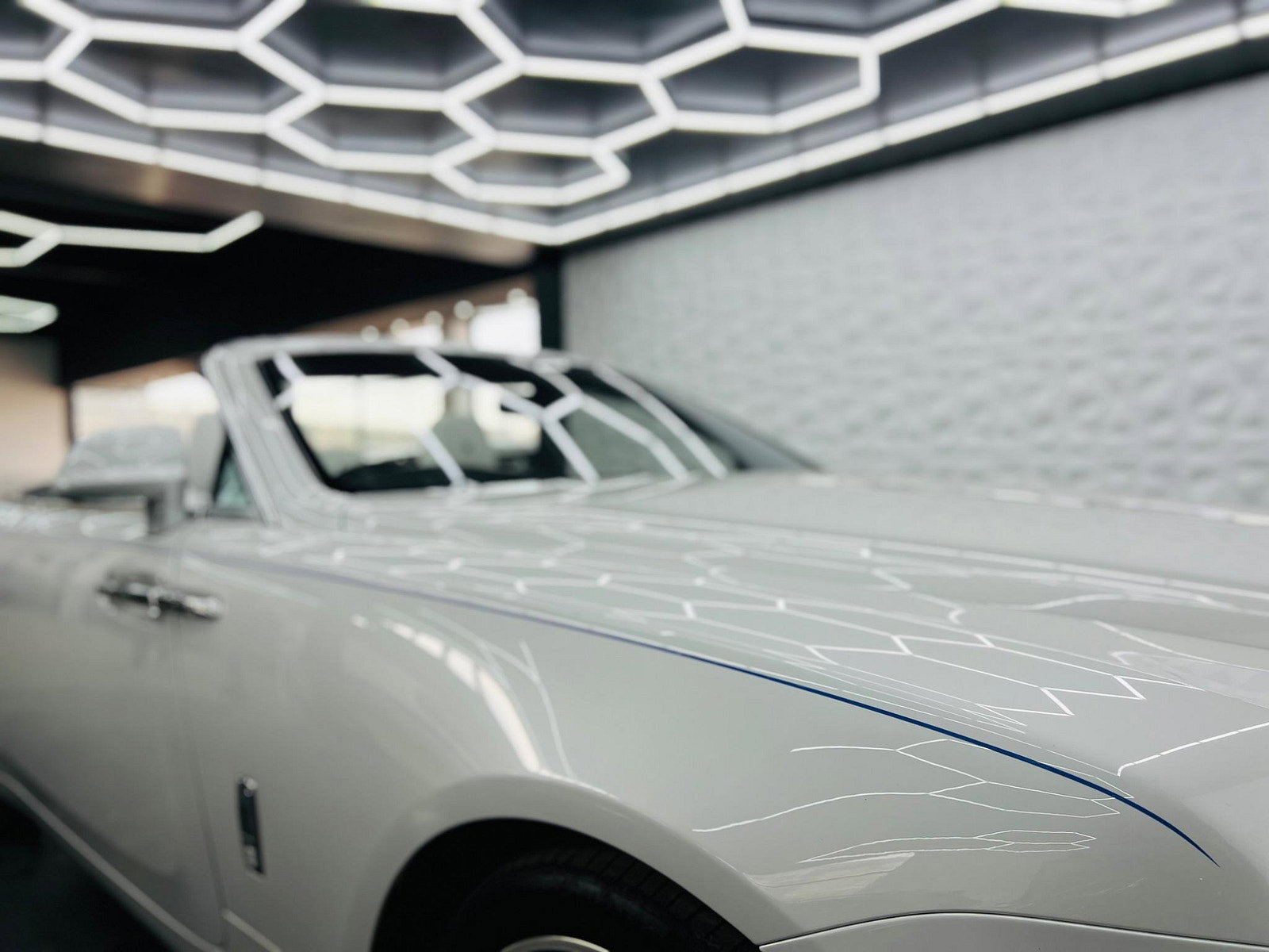 Rolls-Royce Dawn 6.6 V12 Auto Euro 6 2dr 2dr Automatic 2017