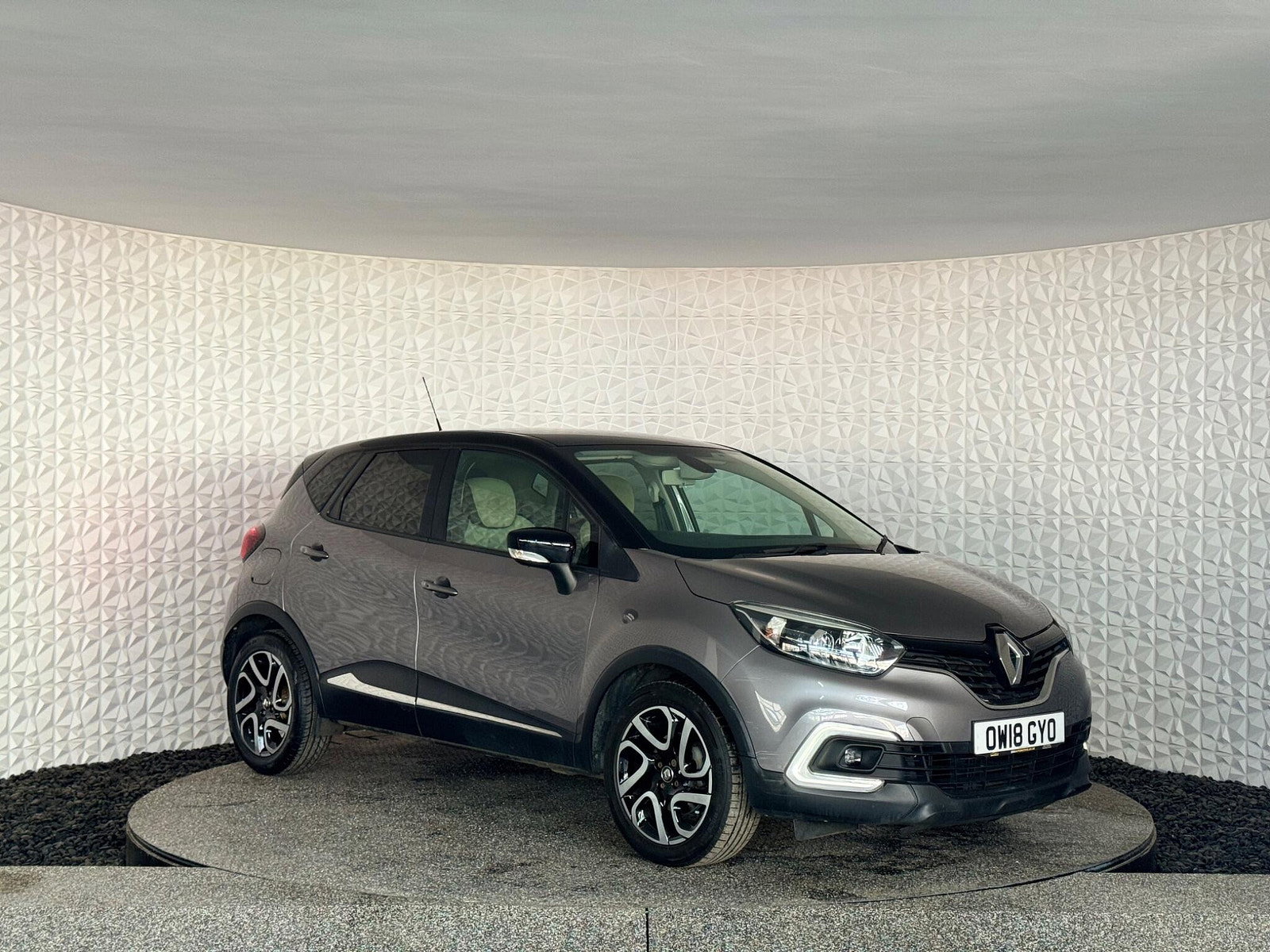 Renault Captur 1.5 dCi ENERGY Iconic EDC Euro 6 (s/s) 5dr 5dr Automatic 2018
