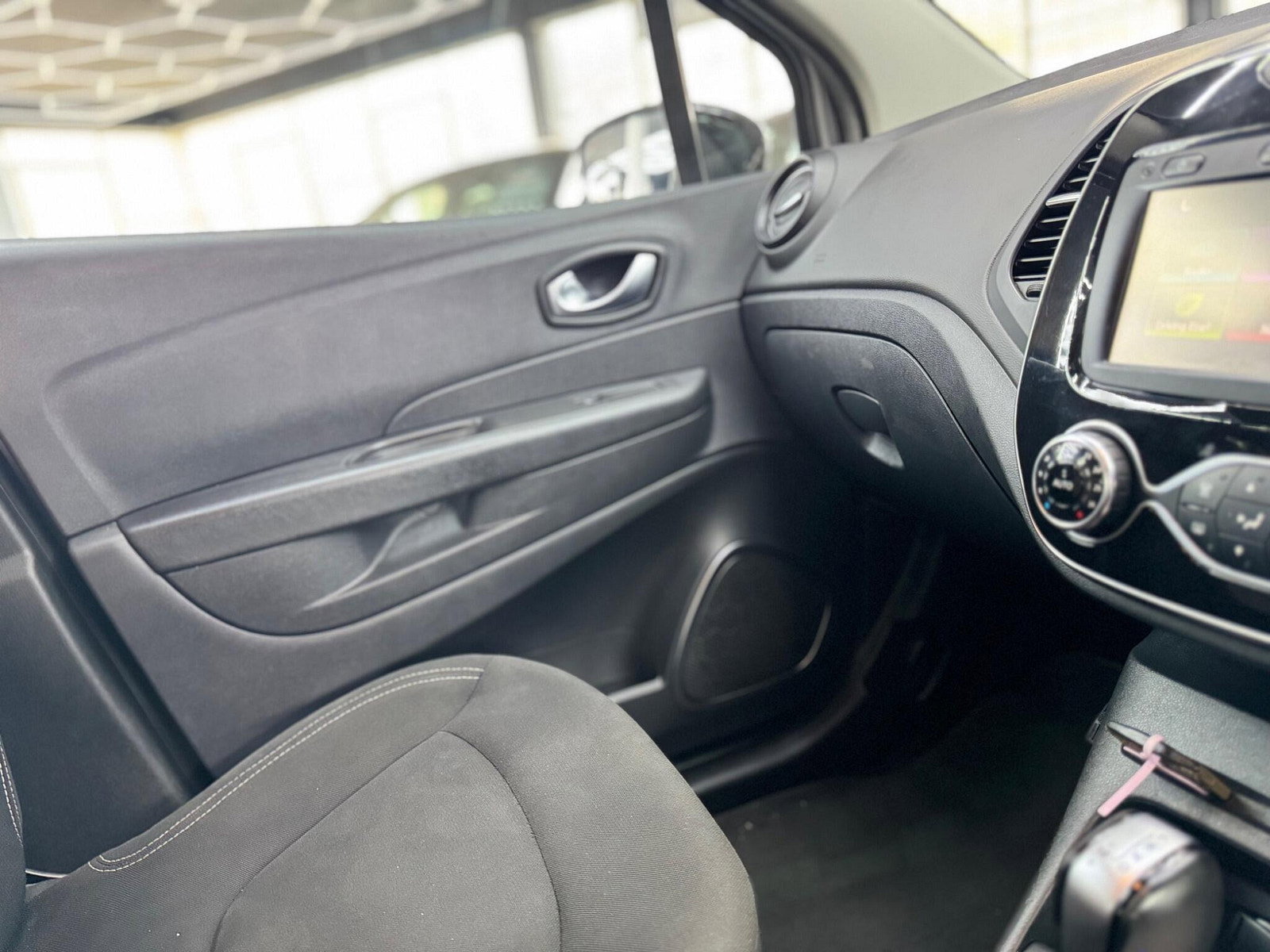 Renault Captur 1.5 dCi ENERGY Iconic EDC Euro 6 (s/s) 5dr 5dr Automatic 2018