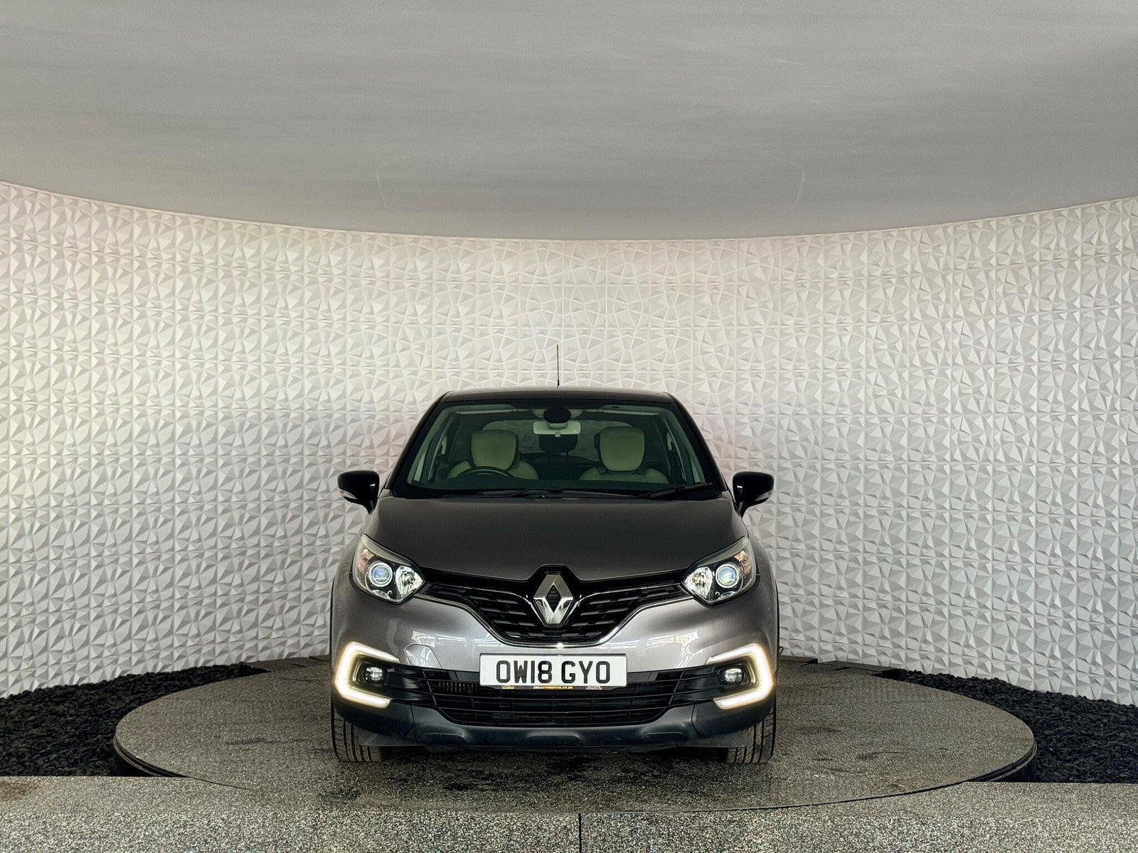 Renault Captur 1.5 dCi ENERGY Iconic EDC Euro 6 (s/s) 5dr 5dr Automatic 2018