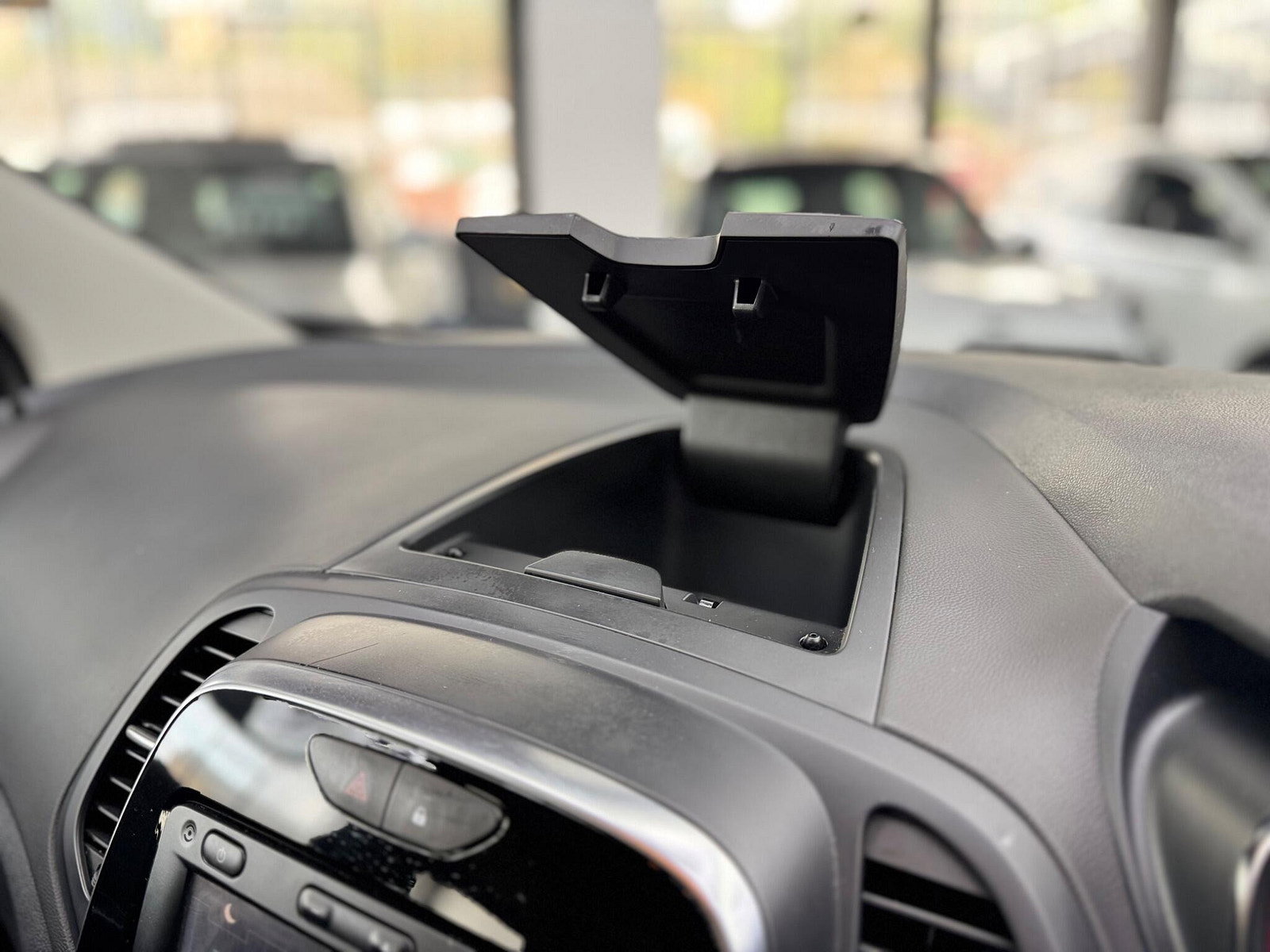 Renault Captur 1.5 dCi ENERGY Iconic EDC Euro 6 (s/s) 5dr 5dr Automatic 2018