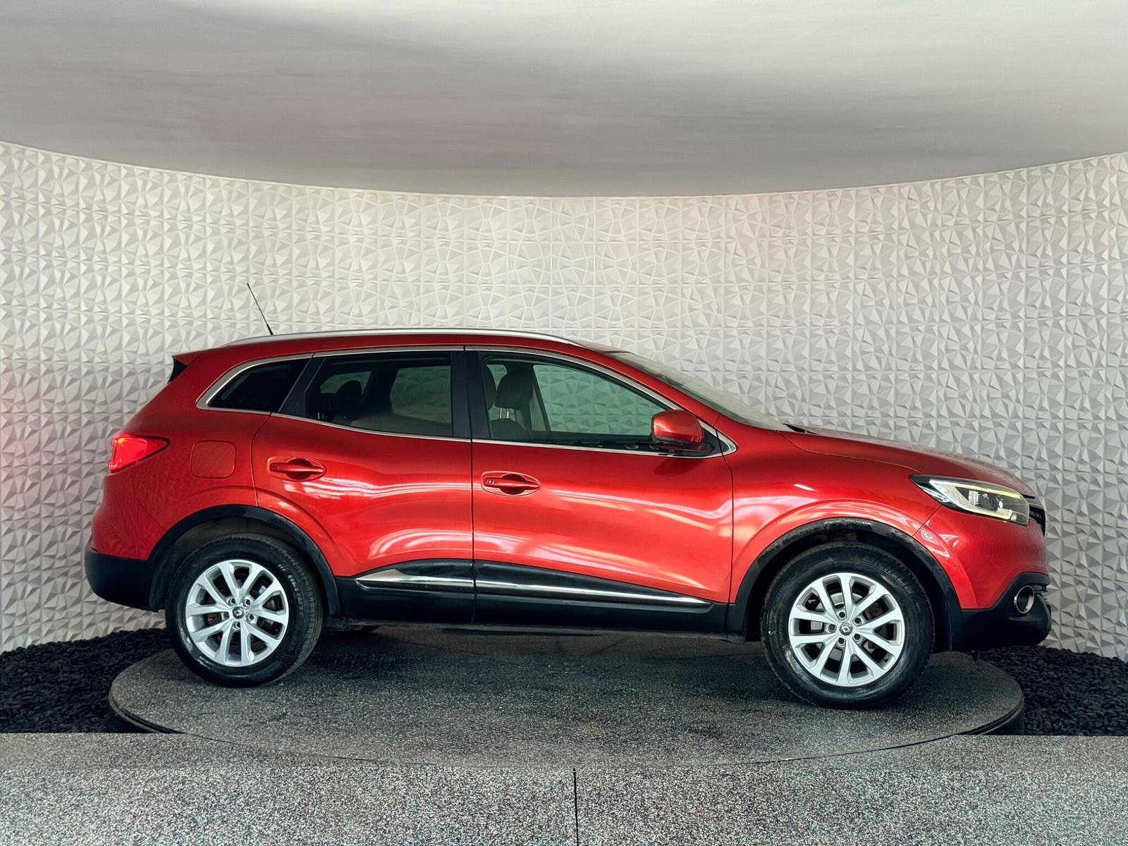 Renault Kadjar 1.5 dCi Dynamique Nav EDC Euro 6 (s/s) 5dr 5dr Automatic 2016