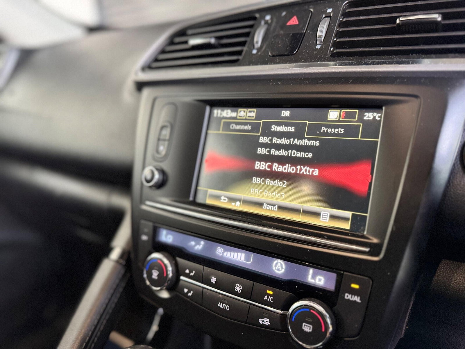 Renault Kadjar 1.5 dCi Dynamique Nav EDC Euro 6 (s/s) 5dr 5dr Automatic 2016