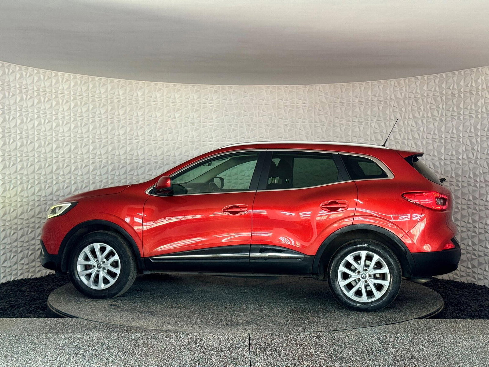 Renault Kadjar 1.5 dCi Dynamique Nav EDC Euro 6 (s/s) 5dr 5dr Automatic 2016