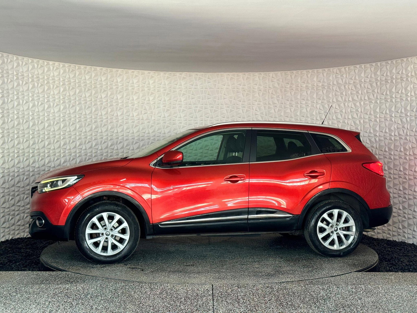 Renault Kadjar 1.5 dCi Dynamique Nav EDC Euro 6 (s/s) 5dr 5dr Automatic 2016