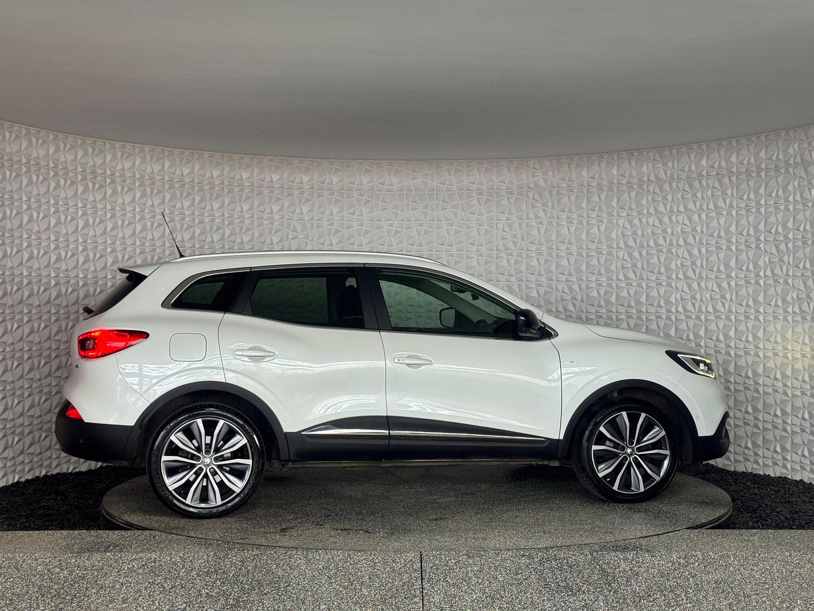 Renault Kadjar 1.5 dCi Signature S Nav EDC Euro 6 (s/s) 5dr 5dr Automatic 2017