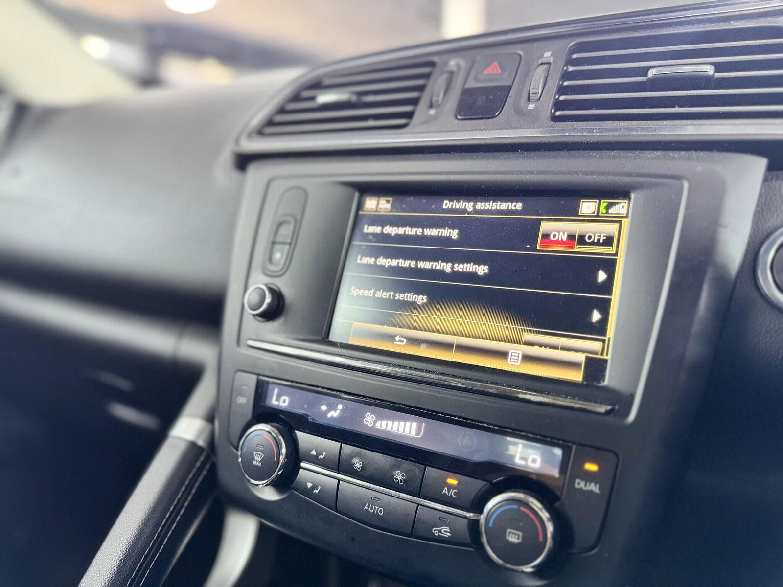 Renault Kadjar 1.6 dCi Signature Nav Euro 6 (s/s) 5dr 5dr Manual 2018