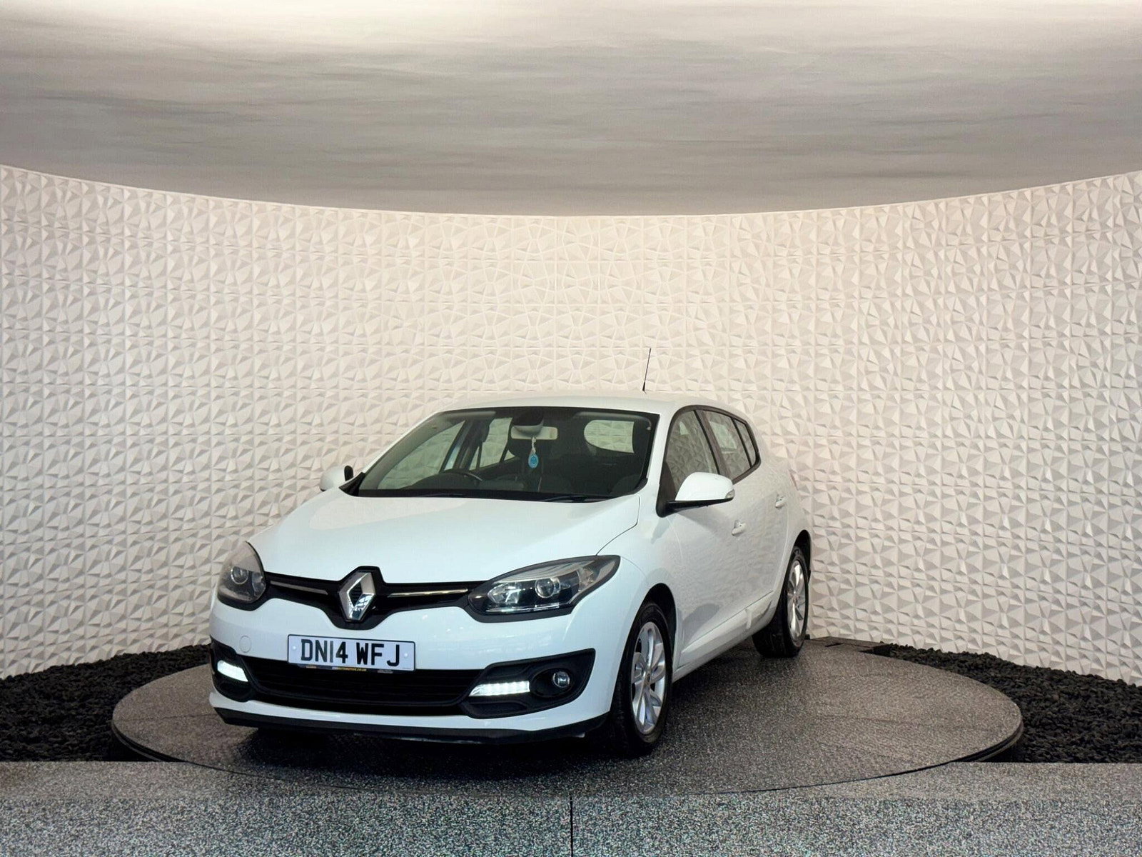 Renault Megane 1.5 dCi ENERGY Dynamique TomTom Euro 5 (s/s) 5dr 5dr Manual 2014