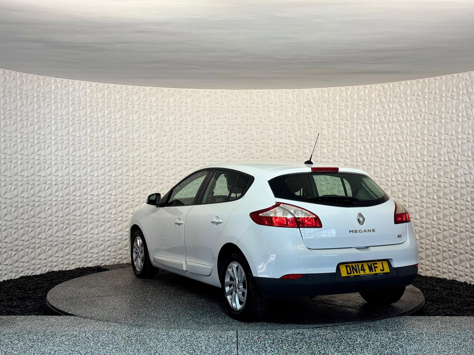 Renault Megane 1.5 dCi ENERGY Dynamique TomTom Euro 5 (s/s) 5dr 5dr Manual 2014
