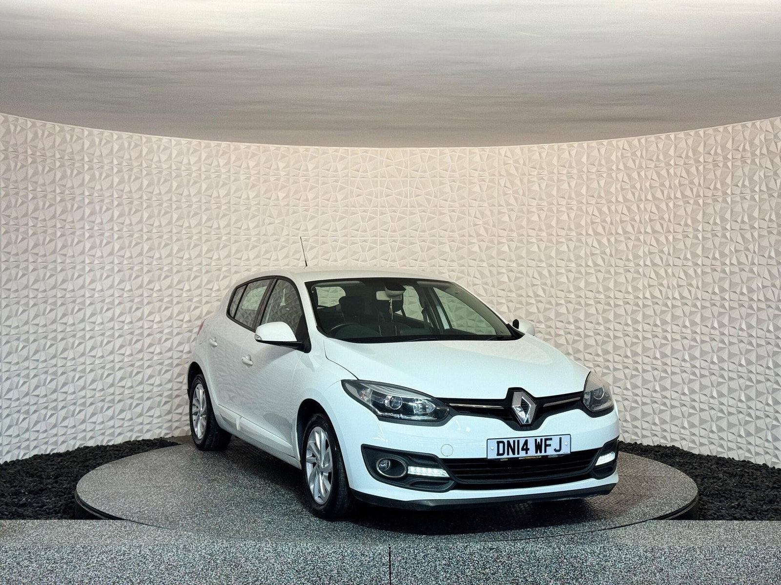 Renault Megane 1.5 dCi ENERGY Dynamique TomTom Euro 5 (s/s) 5dr 5dr Manual 2014