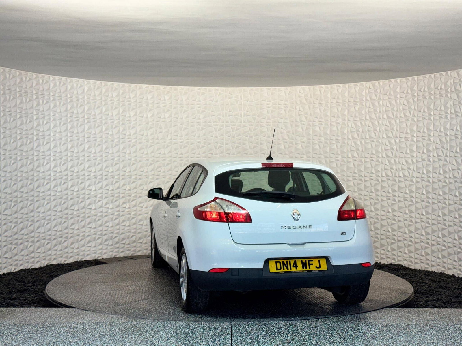Renault Megane 1.5 dCi ENERGY Dynamique TomTom Euro 5 (s/s) 5dr 5dr Manual 2014
