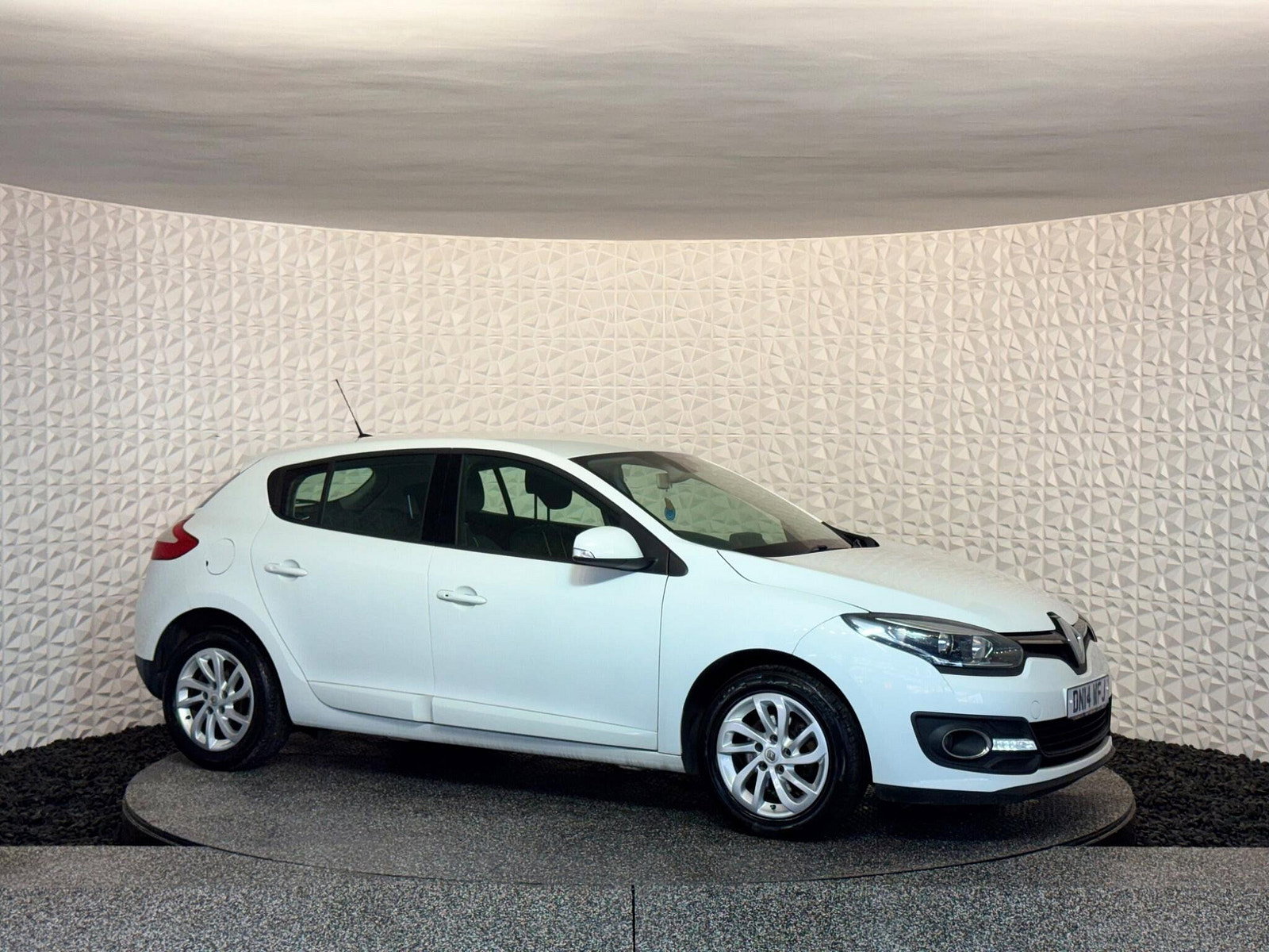 Renault Megane 1.5 dCi ENERGY Dynamique TomTom Euro 5 (s/s) 5dr 5dr Manual 2014