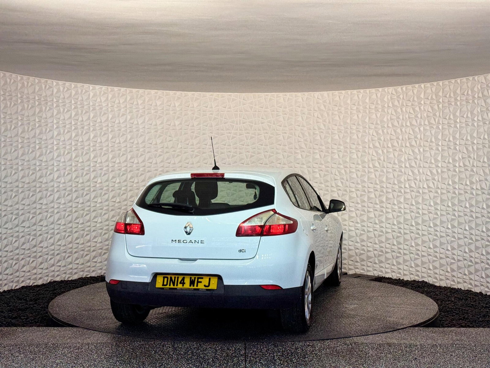 Renault Megane 1.5 dCi ENERGY Dynamique TomTom Euro 5 (s/s) 5dr 5dr Manual 2014