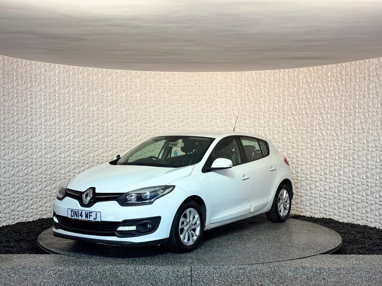 Renault Megane 1.5 dCi ENERGY Dynamique TomTom Euro 5 (s/s) 5dr 5dr Manual 2014
