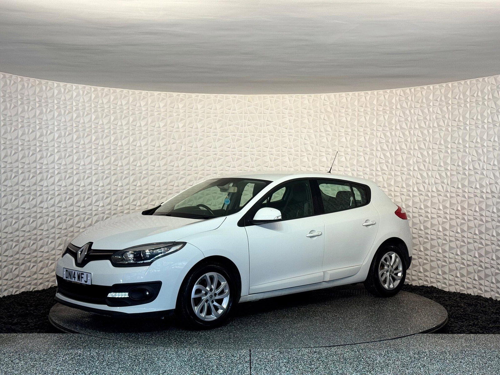 Renault Megane 1.5 dCi ENERGY Dynamique TomTom Euro 5 (s/s) 5dr 5dr Manual 2014