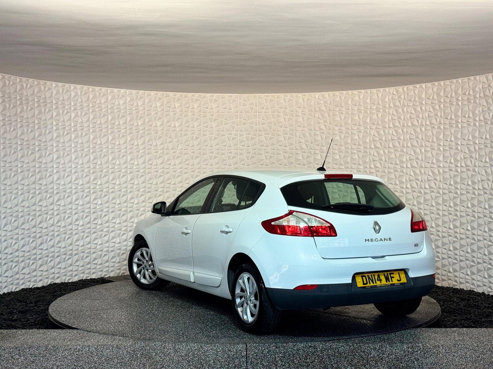 Renault Megane 1.5 dCi ENERGY Dynamique TomTom Euro 5 (s/s) 5dr 5dr Manual 2014