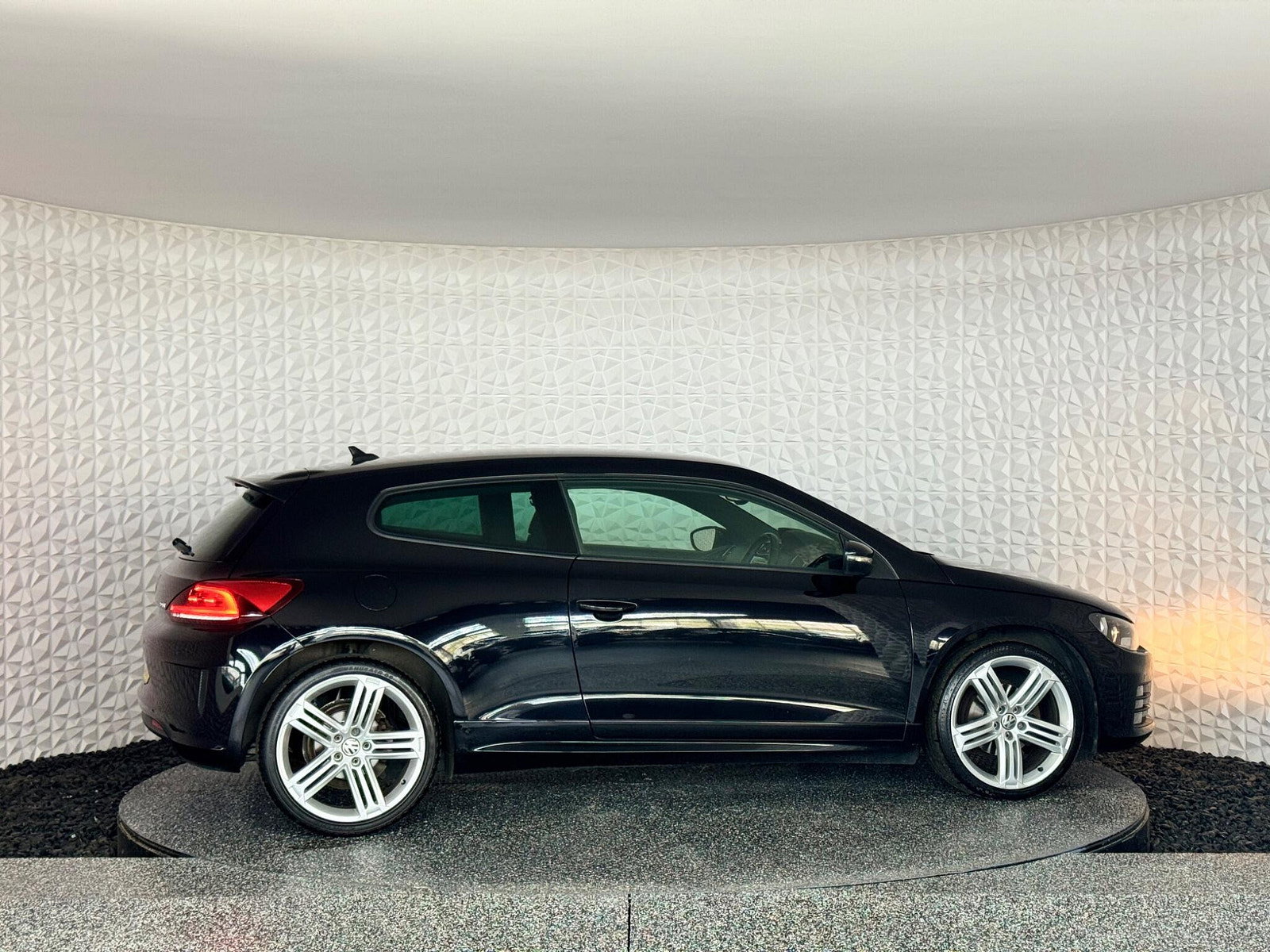 Volkswagen Scirocco 2.0 TDI R-Line Euro 6 (s/s) 3dr 3dr Manual 2017