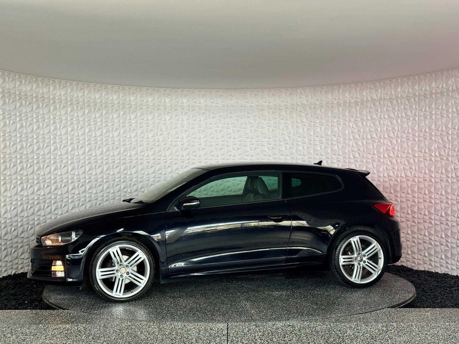Volkswagen Scirocco 2.0 TDI R-Line Euro 6 (s/s) 3dr 3dr Manual 2017