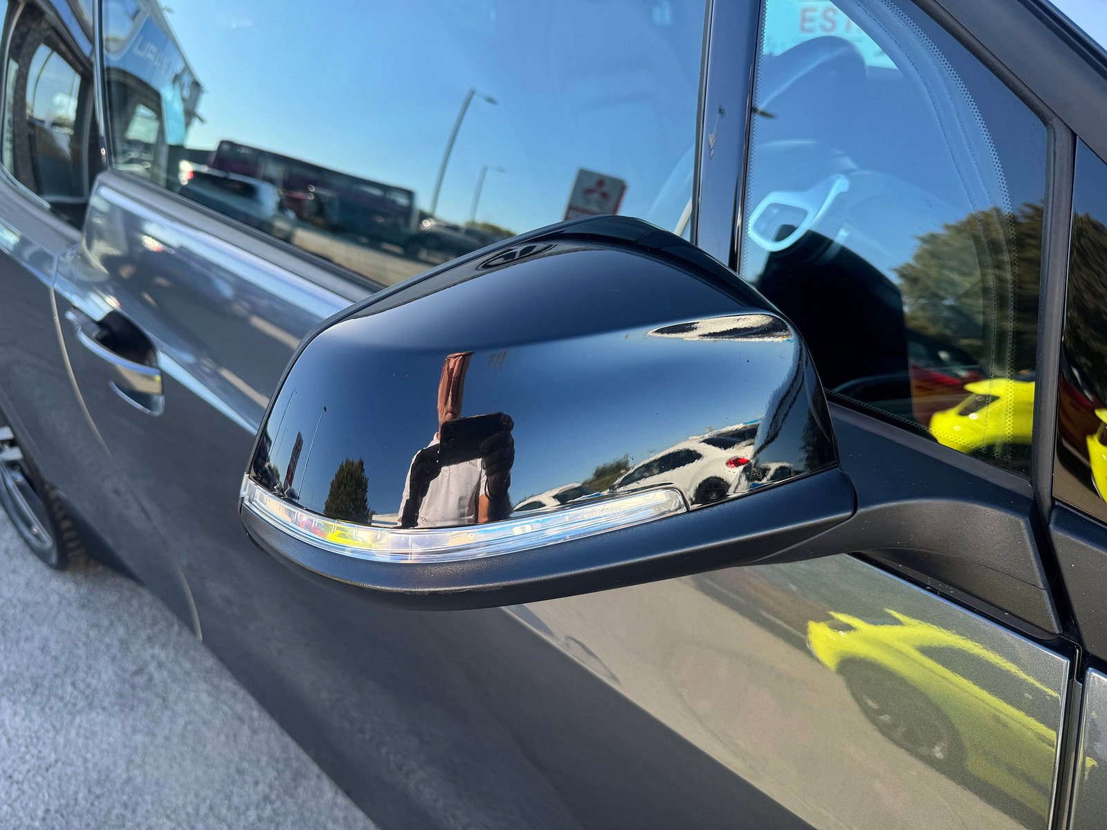 BMW i3 33kWh Hatchback 5dr Petrol Plug-in Hybrid Auto Euro 6 (s/s) (Range Extender) (170 ps) 5dr Automatic 2019