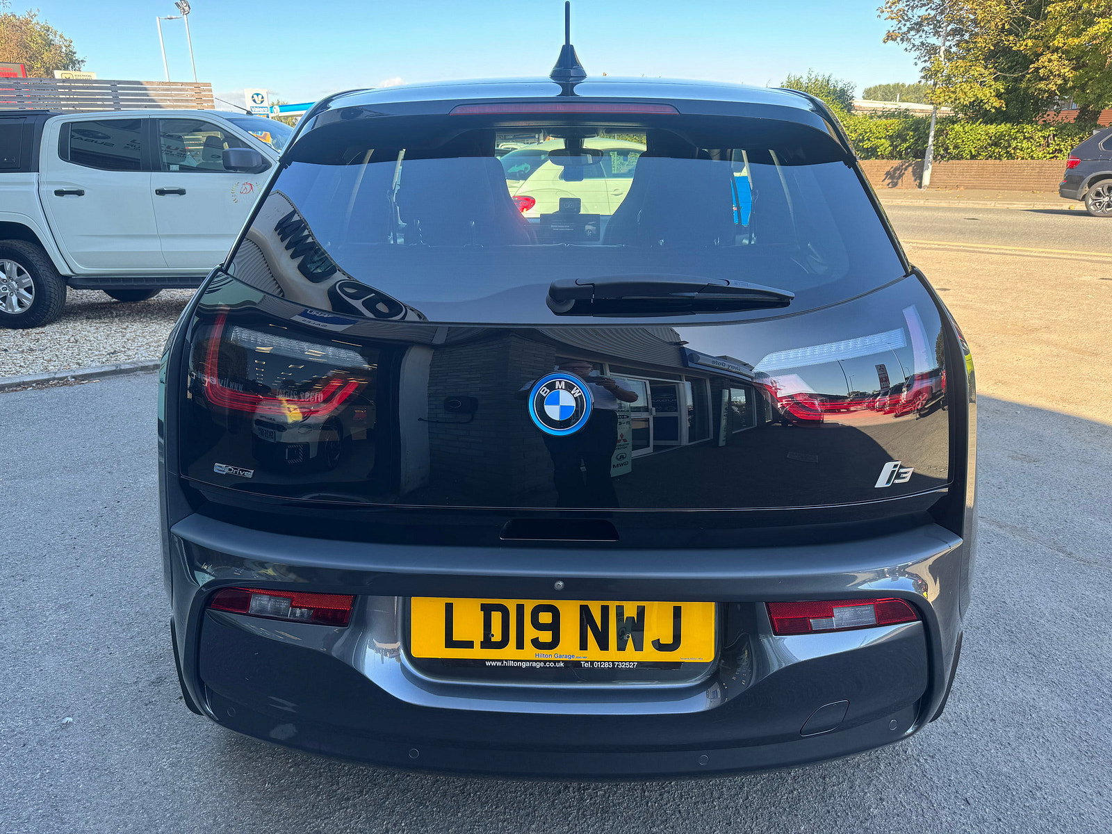 BMW i3 33kWh Hatchback 5dr Petrol Plug-in Hybrid Auto Euro 6 (s/s) (Range Extender) (170 ps) 5dr Automatic 2019