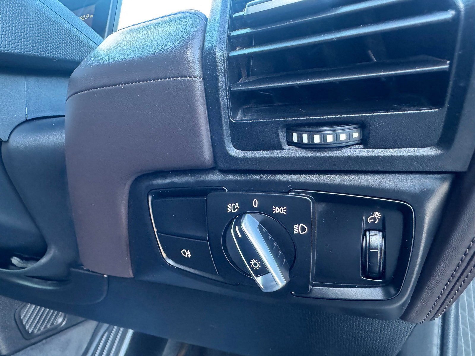 BMW i3 33kWh Hatchback 5dr Petrol Plug-in Hybrid Auto Euro 6 (s/s) (Range Extender) (170 ps) 5dr Automatic 2019